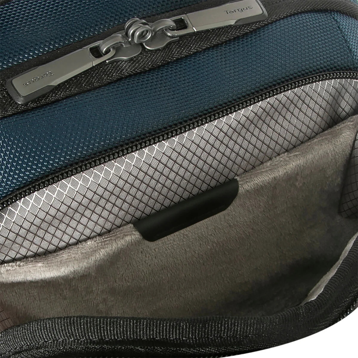 15-16" HeritageLuxe Backpack - Blue - Image 17