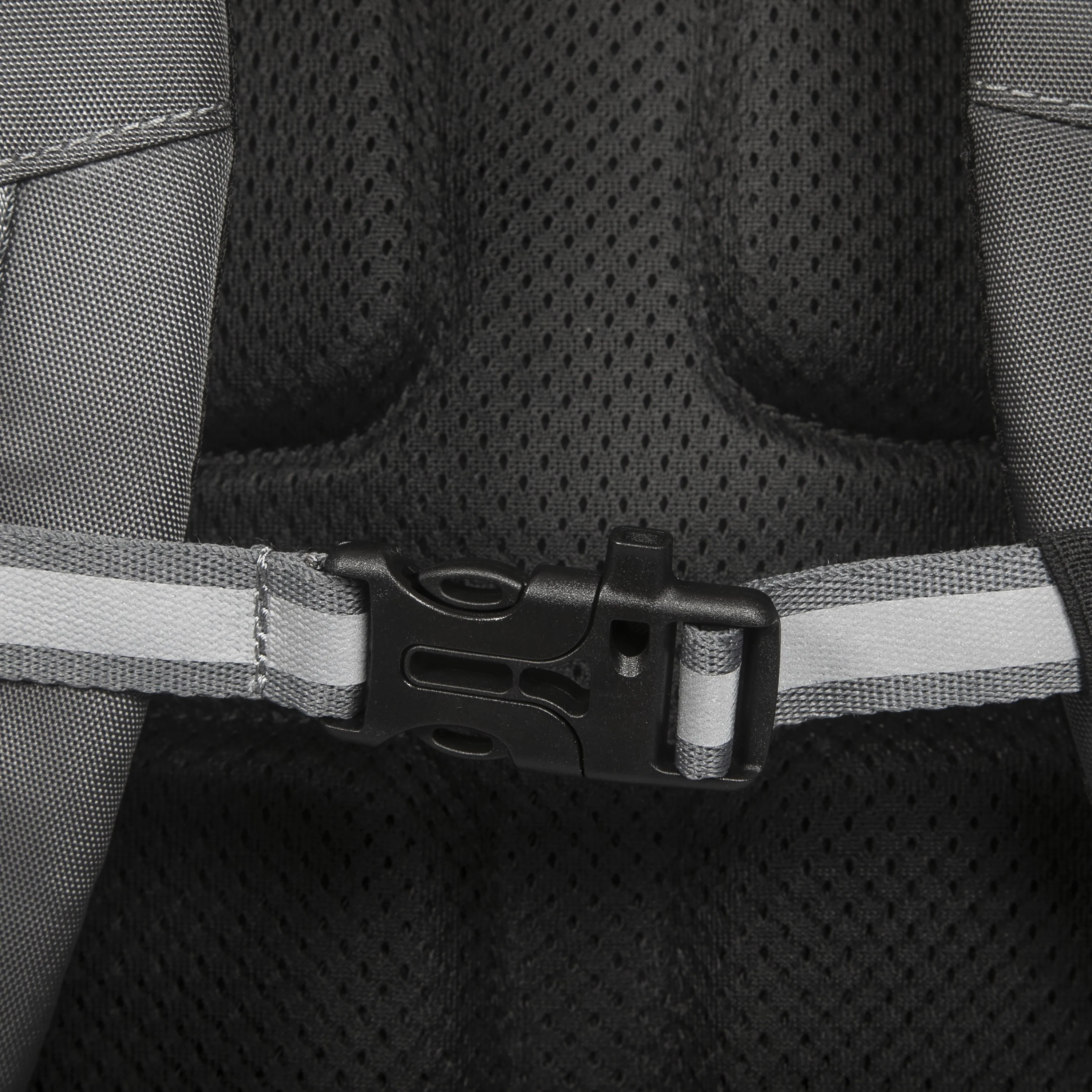 15-16” Targus Work+ Play® Trio Backpack - Image 17