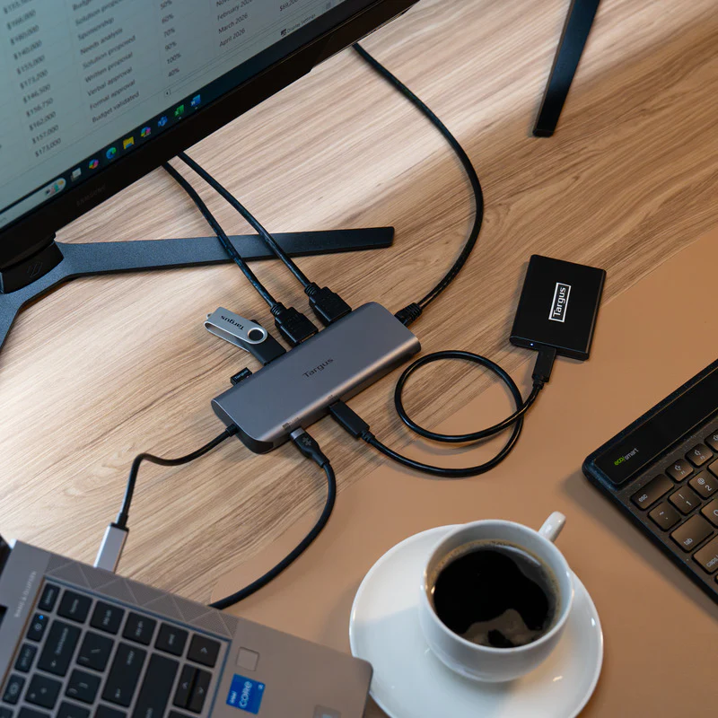 Dual Video Mobile Dock with 140W EPR Pass-Thru - Image 9